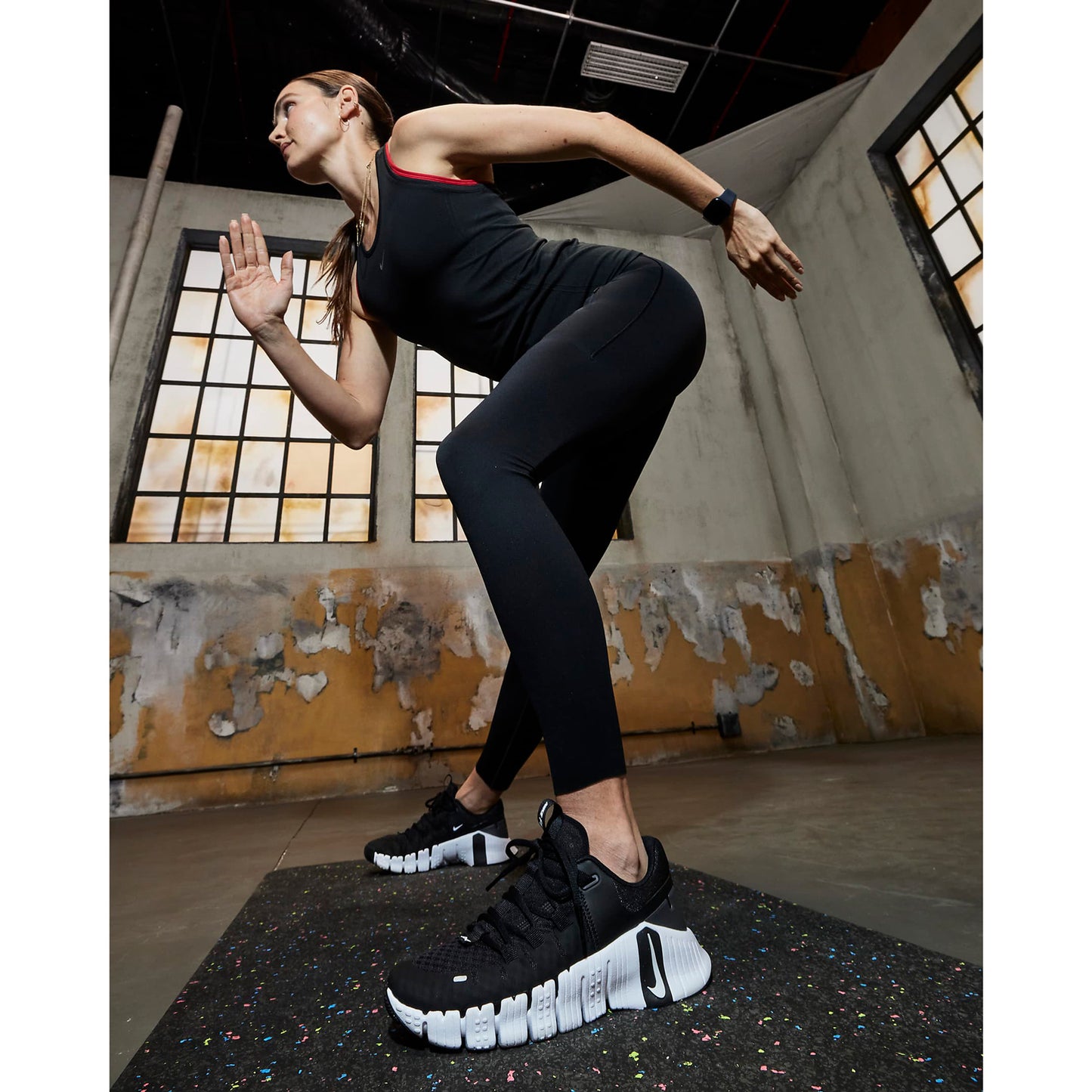 
                  
                    Women's Nike Free Metcon 5
                  
                