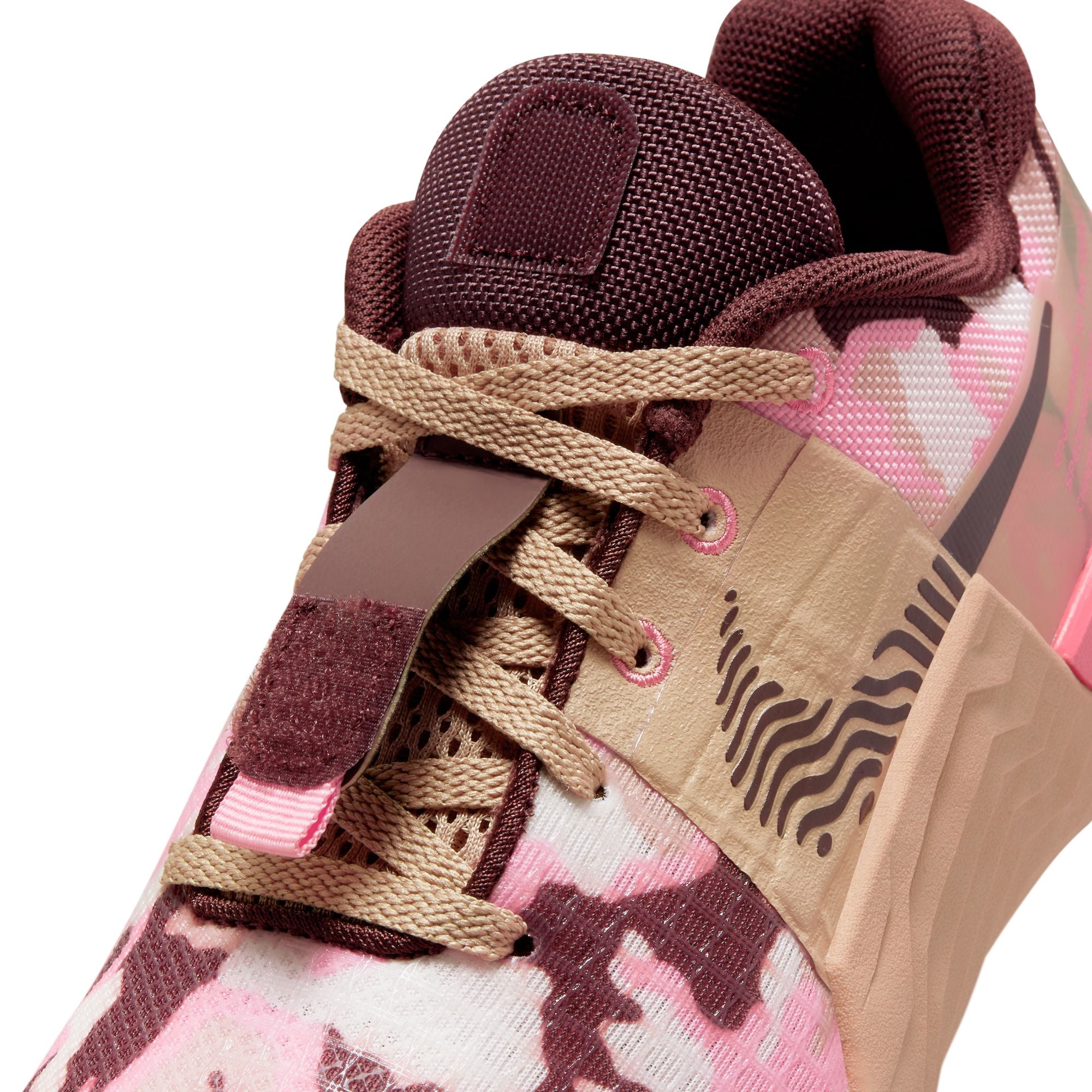 Nike metcon 4 women's camo Clearance