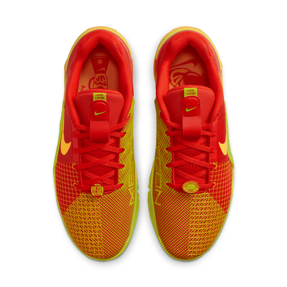
            
                Load image into Gallery viewer, Nike Metcon 8 AMP
            
        