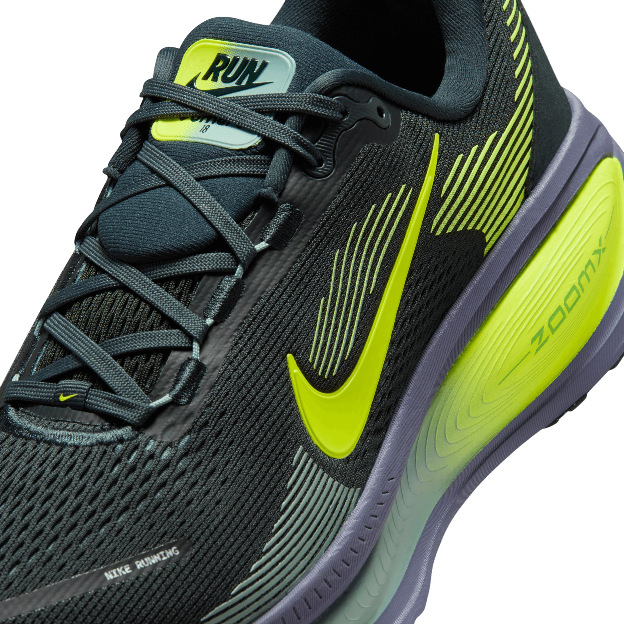 Men's Nike Vomero 18 – Box Basics