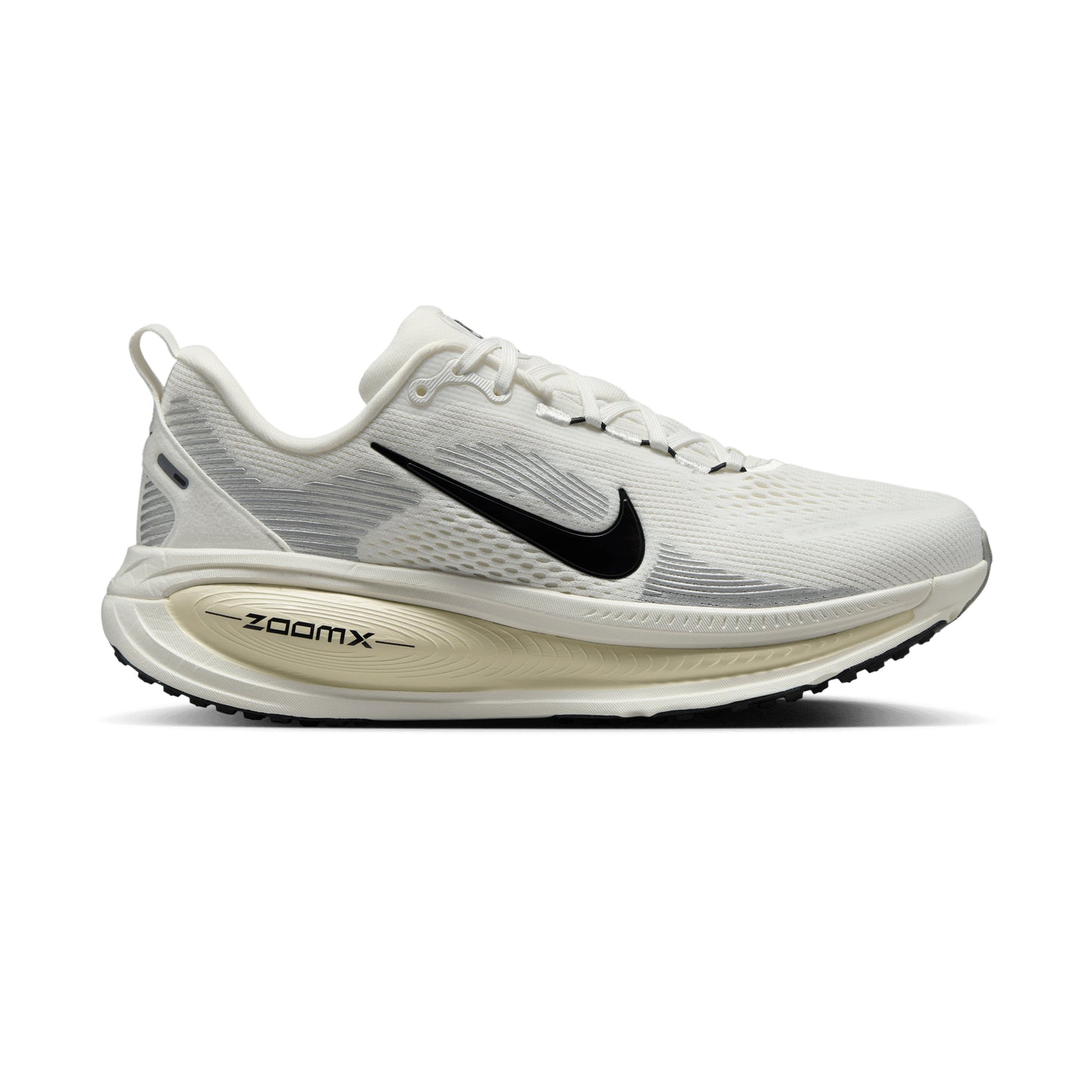 Women's Nike Vomero 18 in white and black