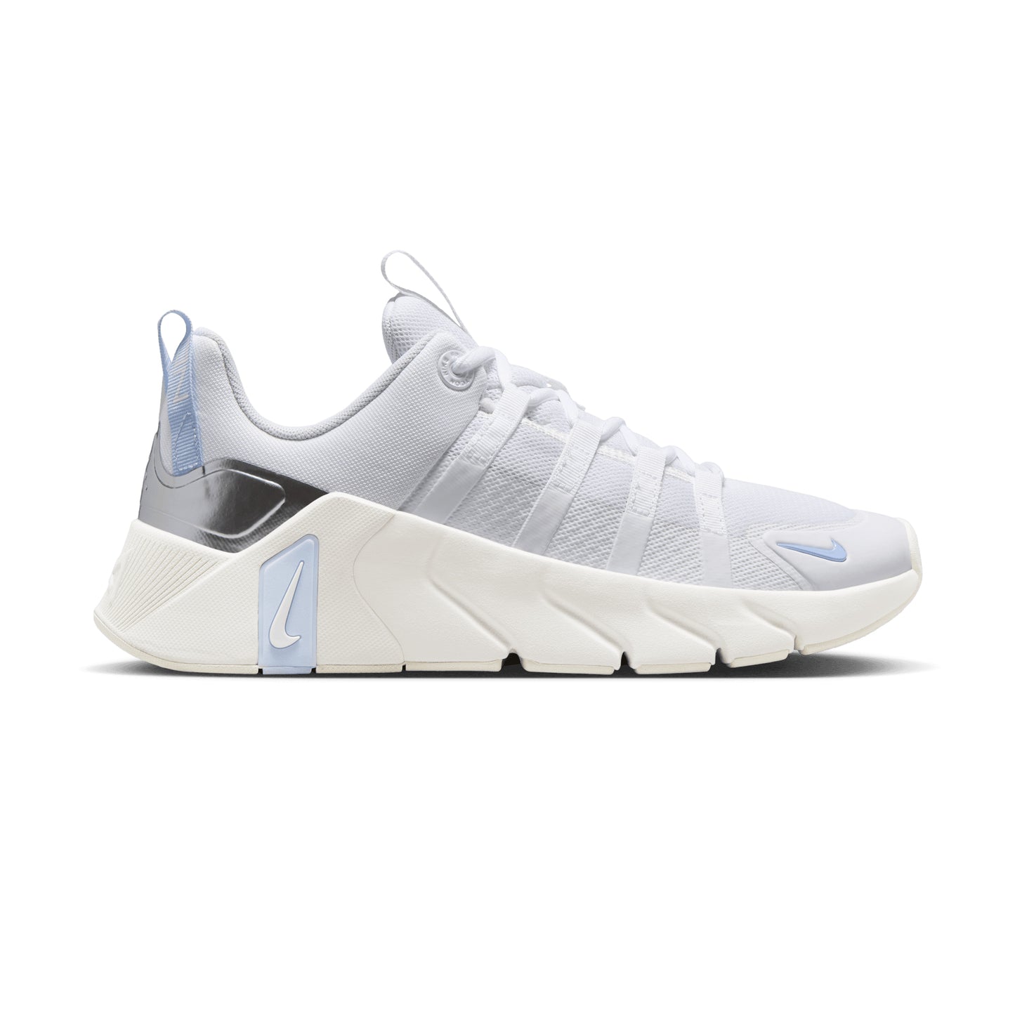 Women's Nike Free Metcon 7 in white and hydrogen blue