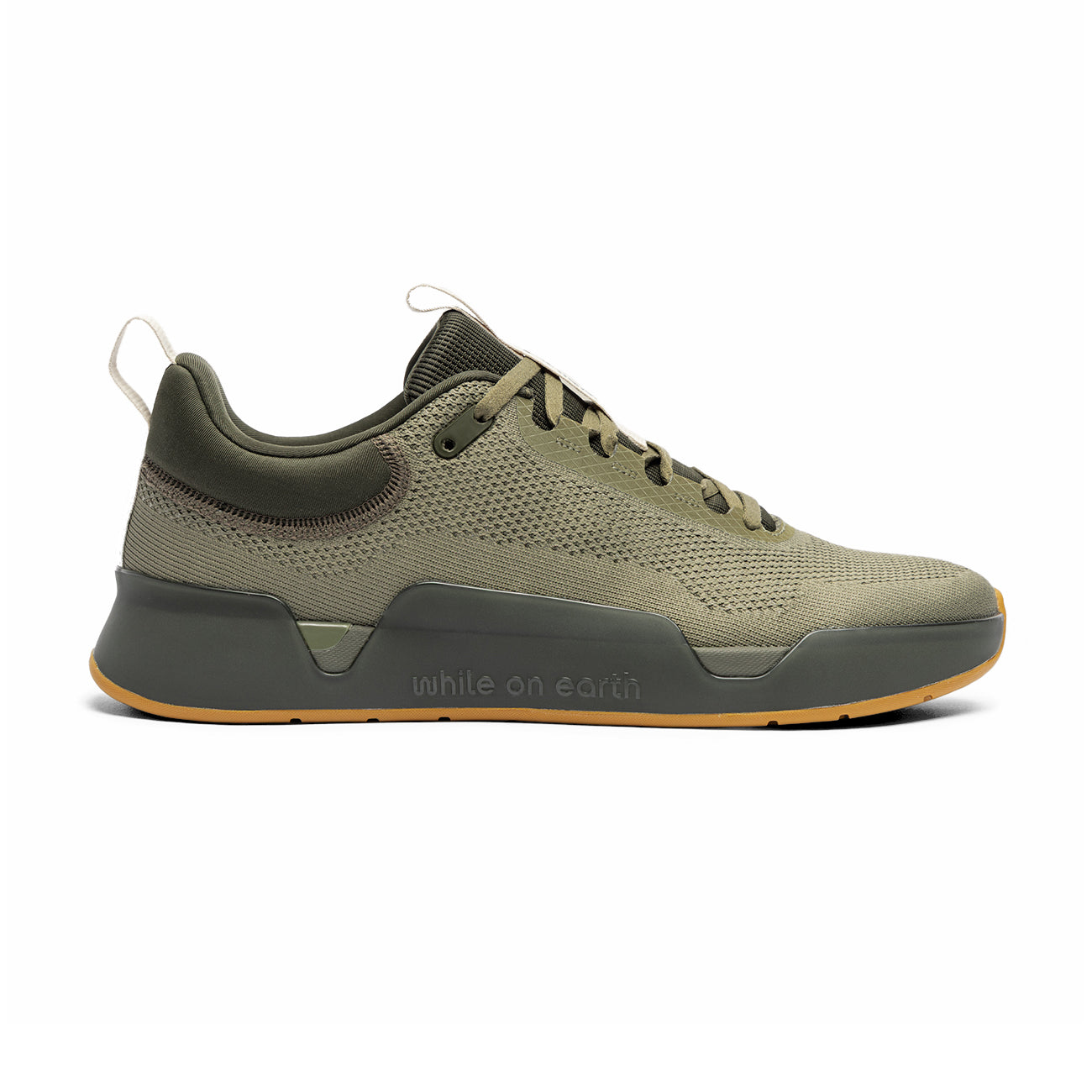 Men's While On Earth Move Trainer (Forest / Charcoal)