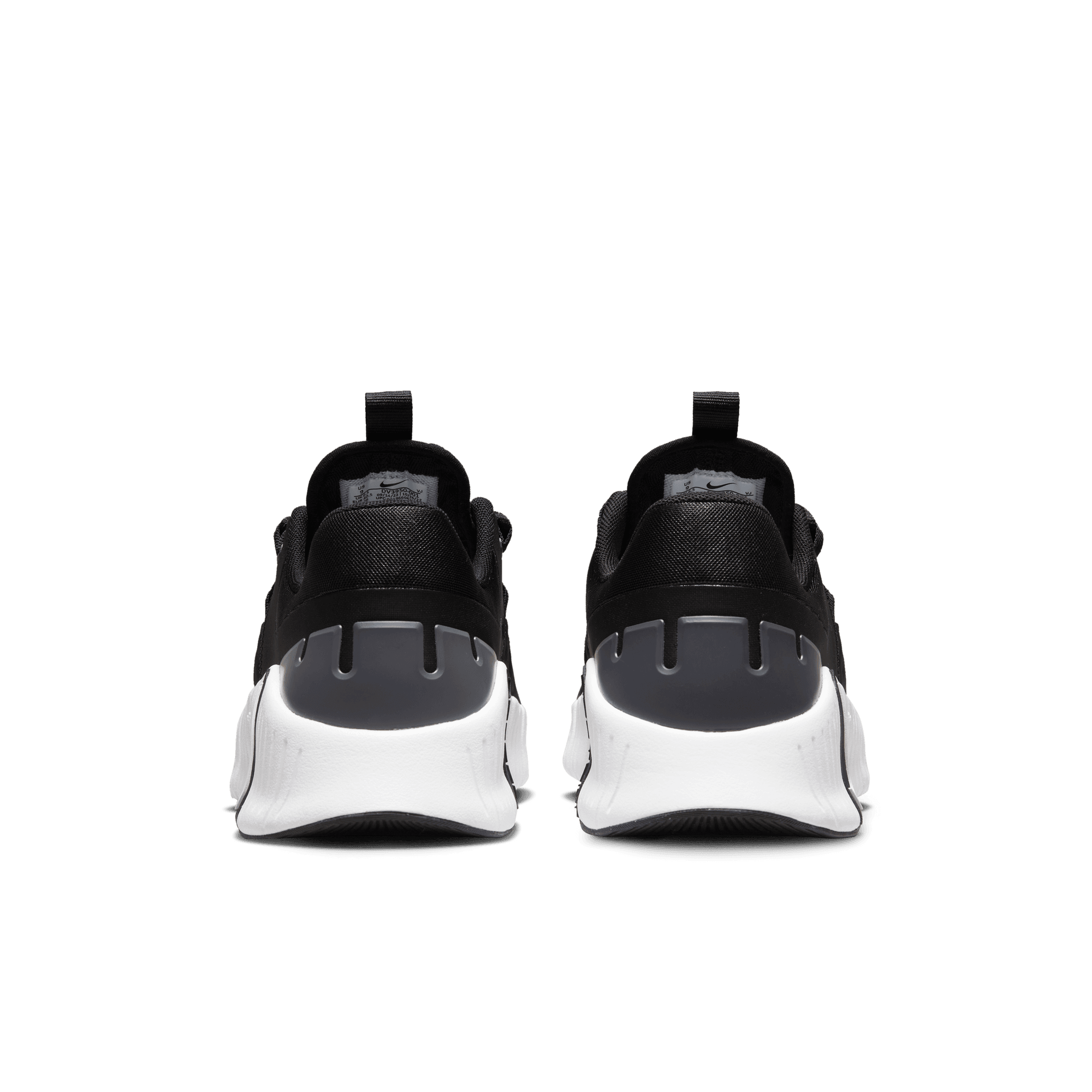 Nike metcon 5 2025 black and white